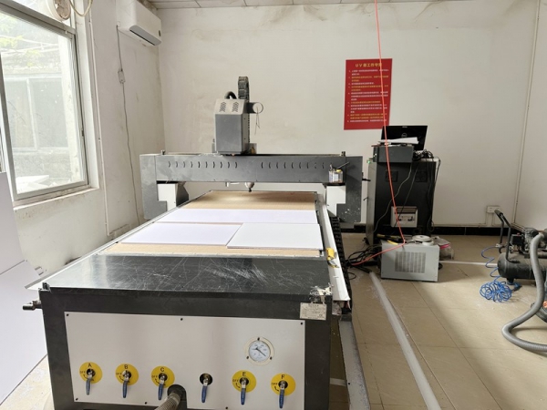 平板雕刻机